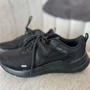 Women's Black Nike Running Shoes